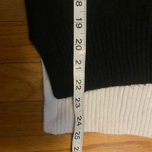 VINCE CAMUTO Women’s Plus Sweater Size 3X Rich Black White - Picture 5 of 6